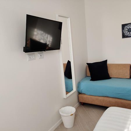Migdal Luxury Suites Netanya J29 ภายนอก รูปภาพ