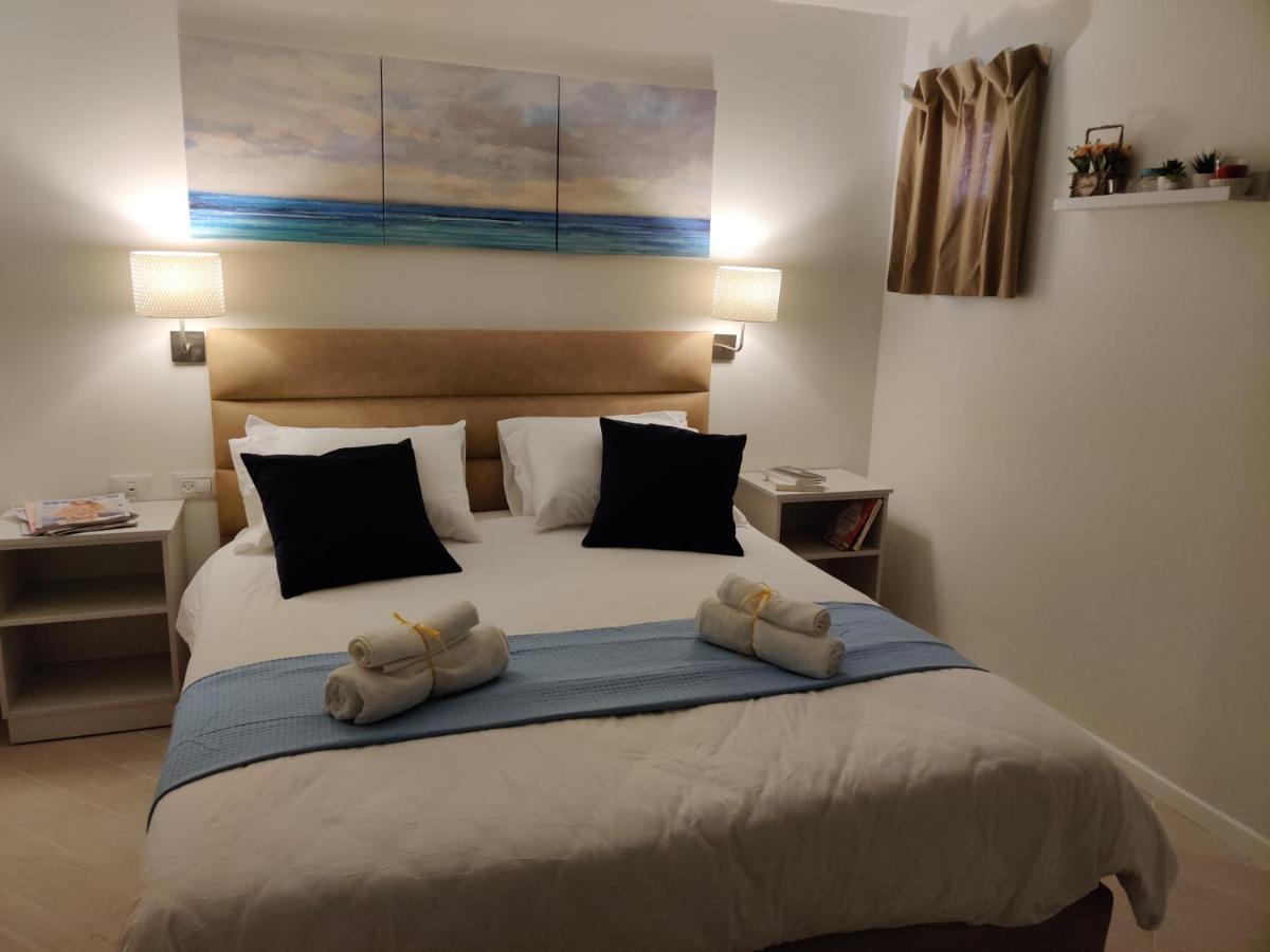 Migdal Luxury Suites Netanya J29 ภายนอก รูปภาพ