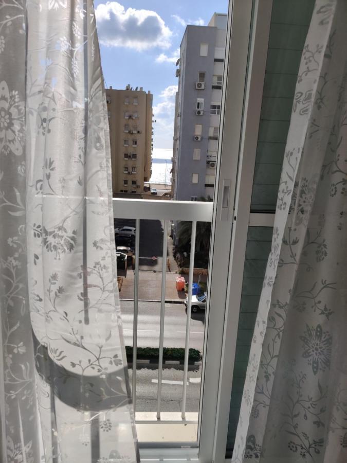 Migdal Luxury Suites Netanya J29 ภายนอก รูปภาพ